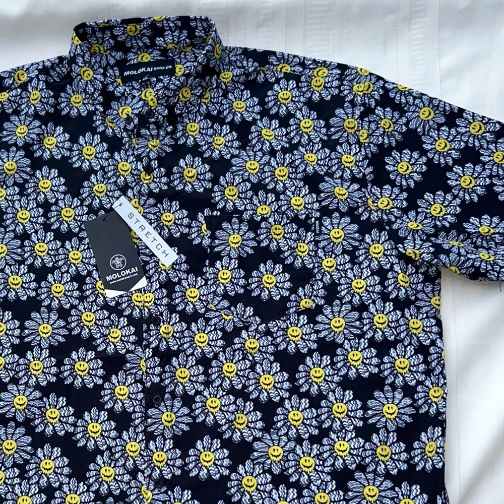 Molokai shirt button down smiley face floral print men’s XXL black & white NWT